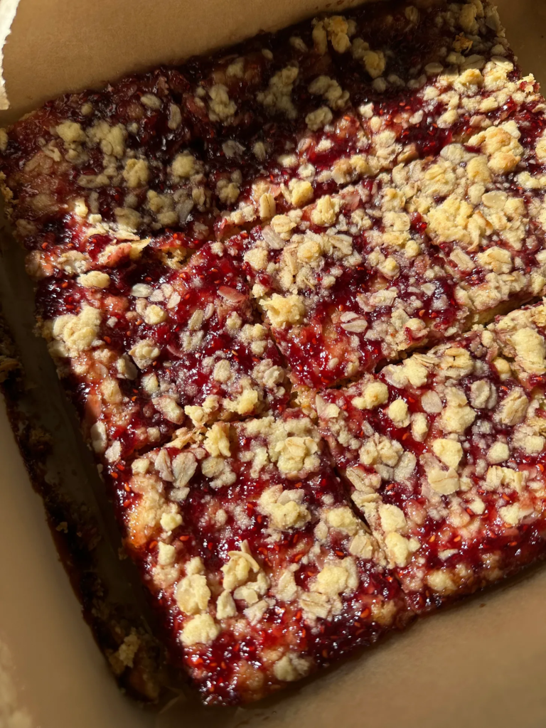 The 25-Minute Raspberry Oat Bars I’ve Been Making Since 2010